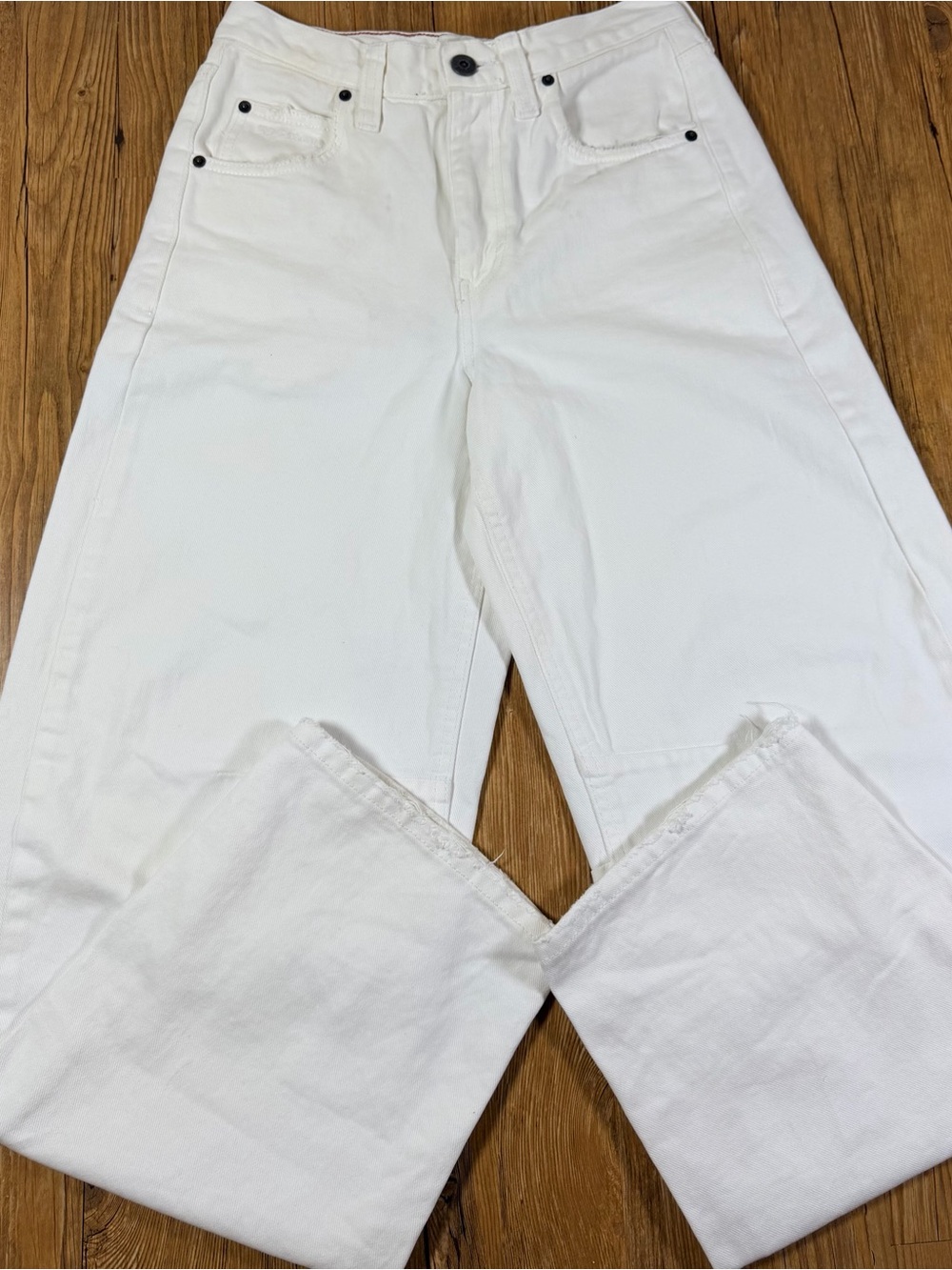 BDG Urban Outfitters Jeans Womens 26 White High Rise Wide Leg Raw Hem Denim